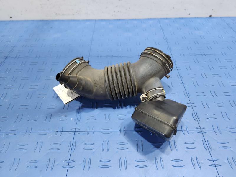 2013 Toyota Camry Air Intake Tube/Resonator