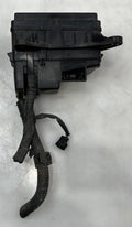 1998 - 2000 Toyota Rav-4 Engine Fusebox Junction Block OEM 8274042022