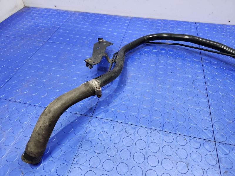 2014 Infiniti QX60 Fuel Filler Neck