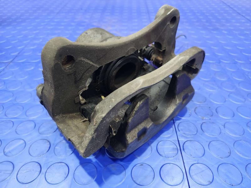 2017 Chrysler 200 Caliper