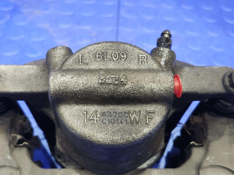 2017 Chrysler 200 Caliper