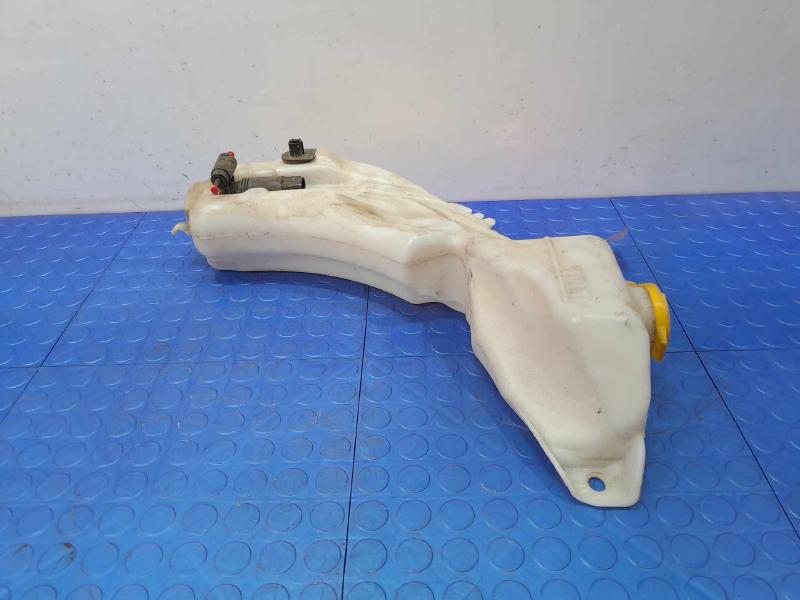 2015 Dodge Journey Washer Bottle