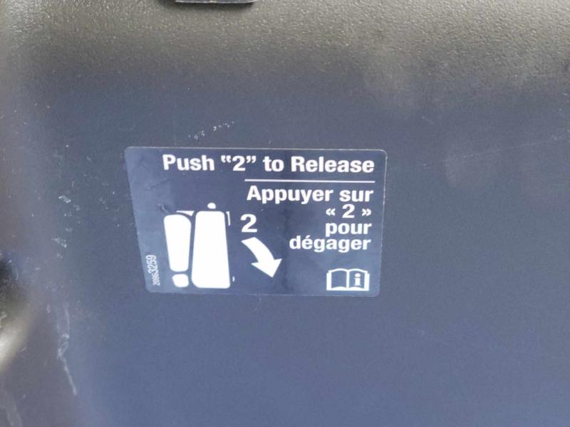 2013 Cadillac Escalade Back Seat (3Rd Row)