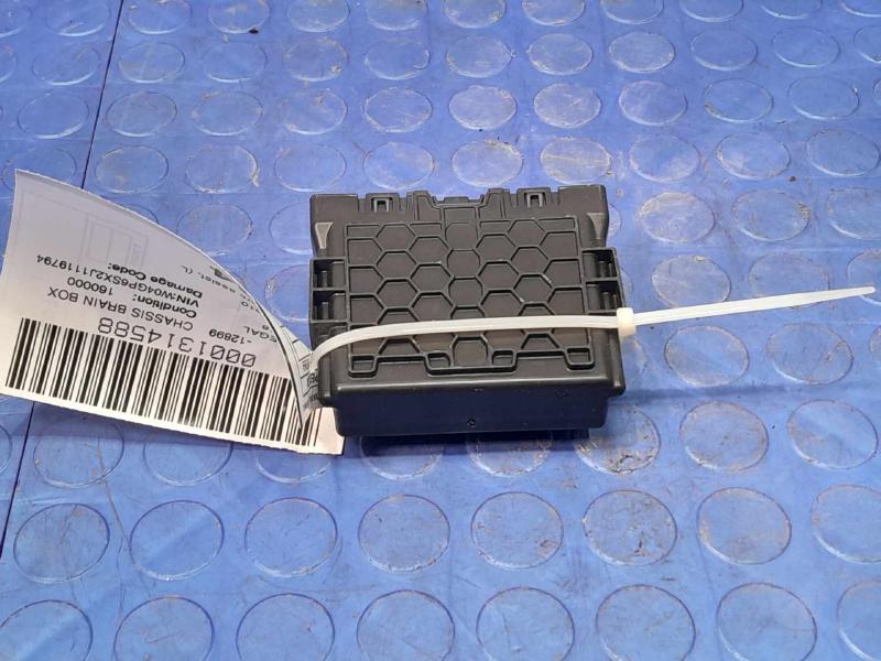 2018 Buick Regal Rear Park Assist Control Module Genuine OEM 13521136