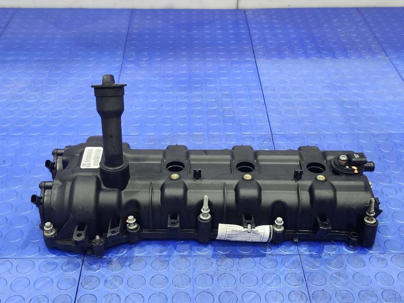 2014 Jeep Grand Cherokee Valve Cover