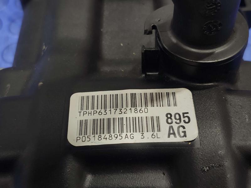 2014 Jeep Grand Cherokee Valve Cover
