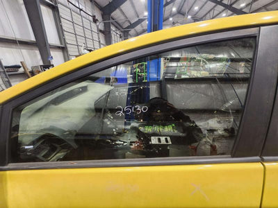 2014 Toyota Prius Front Door Glass/Window