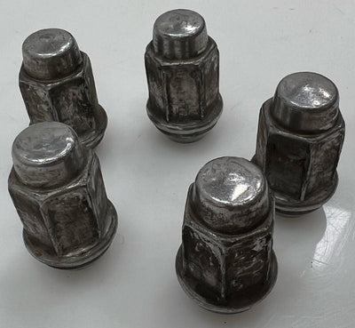 2013 Ford Explorer Lug Nuts