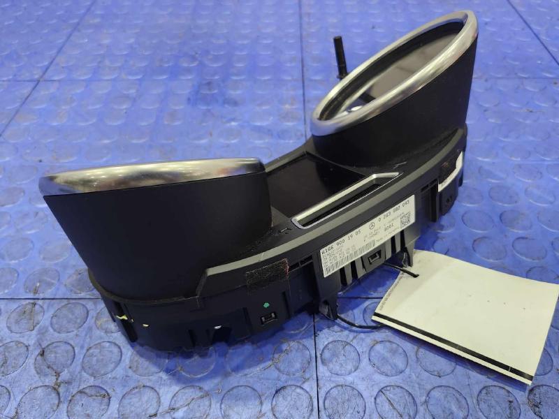 2012 Mercedes Benz ML350 W166 Instrument Cluster Speedometer OEM 1669001905