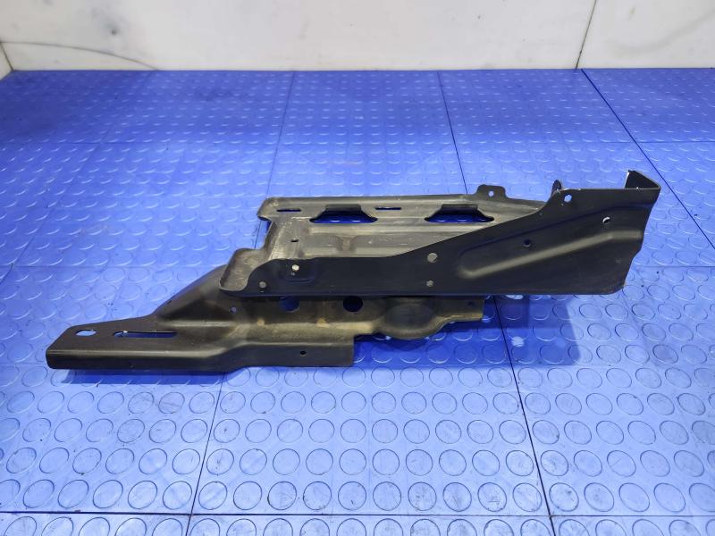 2014 Chevrolet Silverado 1500 Battery Tray