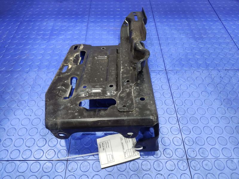 2014 Chevrolet Silverado 1500 Battery Tray