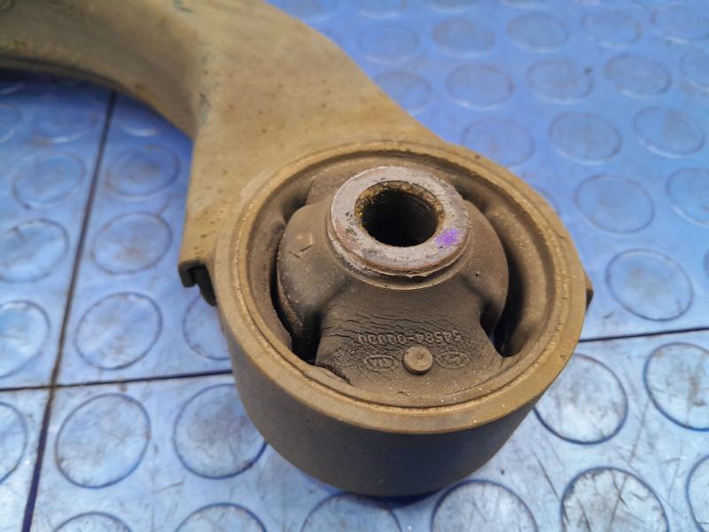 2010-2013 Kia Forte Front Lower Control Arm Right Passenger Side OEM 545011M100,RH