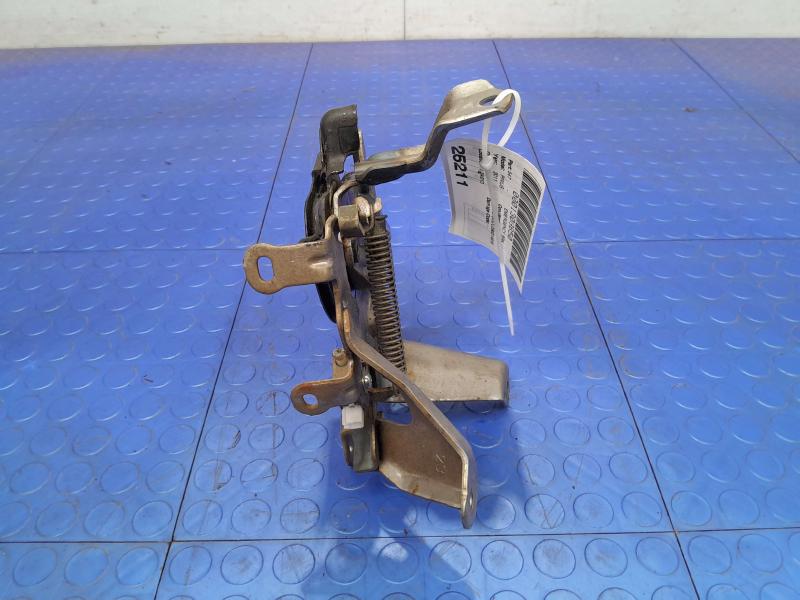 2010-2015 Toyota Prius Parking Brake Lever Pedal Assembly OEM 46200-47070