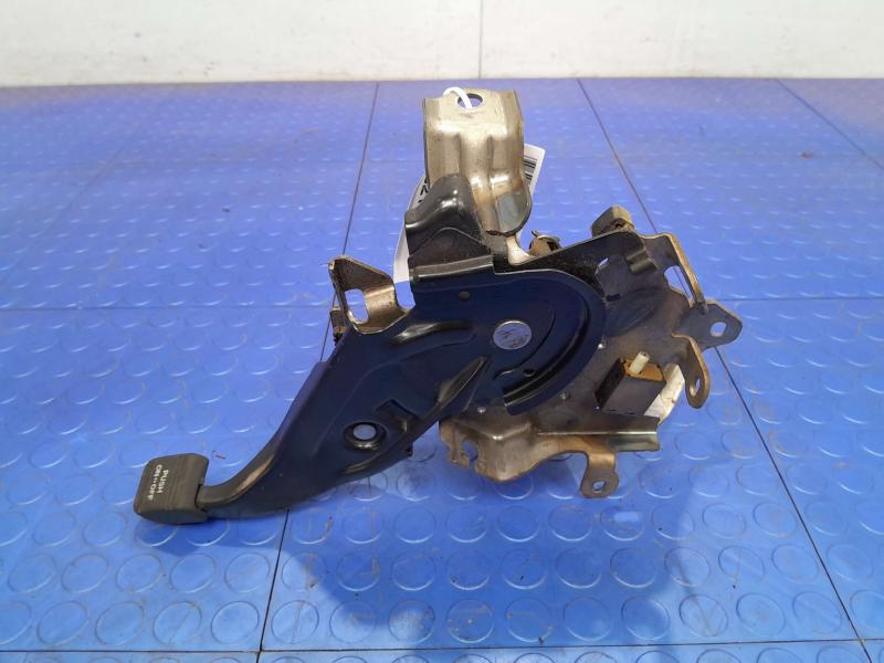 2010-2015 Toyota Prius Parking Brake Lever Pedal Assembly OEM 46200-47070