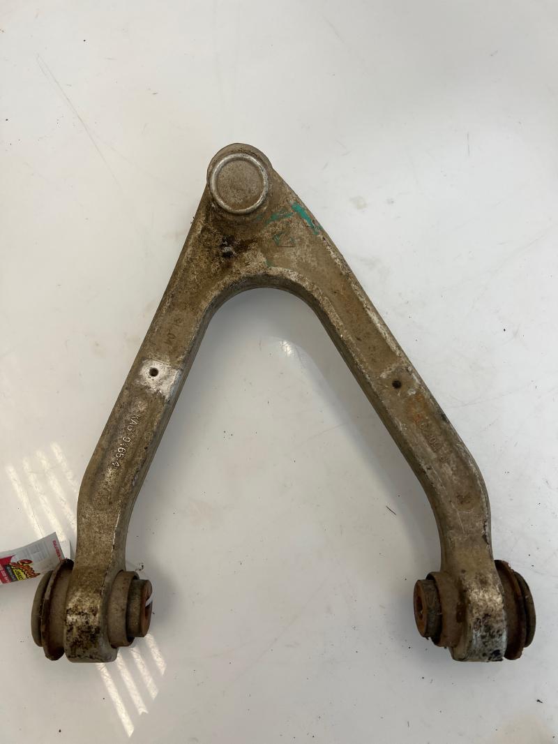 2006 - 2010 Hummer H3 Front Upper Control Arm RH Passenger Side OEM 15082975