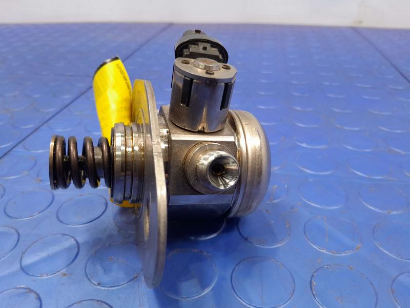 2018 BMW 740I Fuel Pump