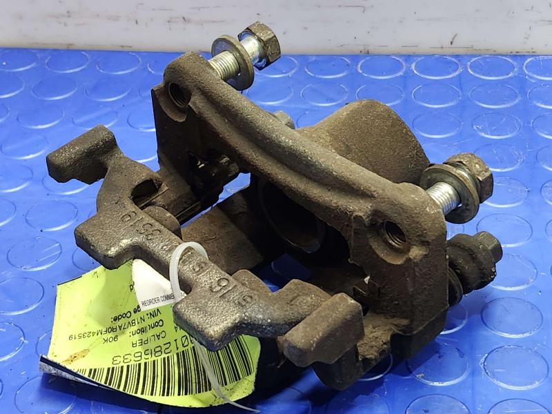 2015 Infiniti Q50 Caliper