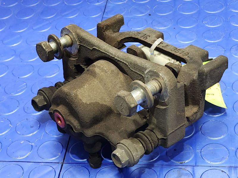2015 Infiniti Q50 Caliper