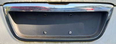 2003 2004 2005 Lincoln Aviator Tail Finish Panel License Surround Chrome OEM