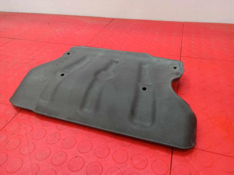 2016 Chrysler 200 Engine Cover