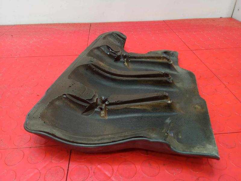 2016 Chrysler 200 Engine Cover