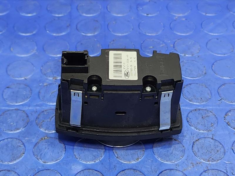 2011 Ford Edge Headlight Switch (Dash Mtd)