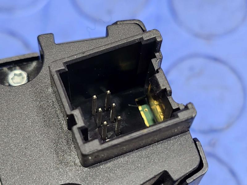 2011 Ford Edge Headlight Switch (Dash Mtd)