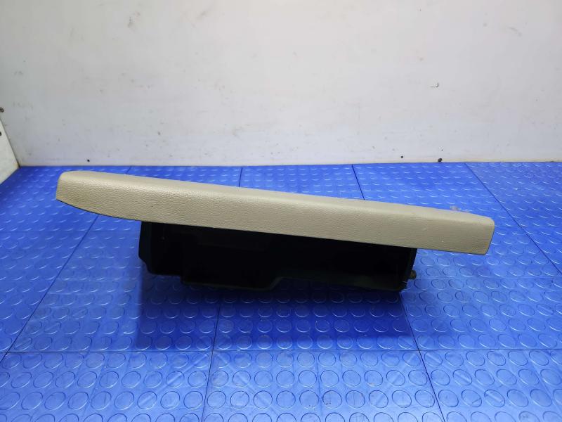 2018 Ford F-150 Glove Box