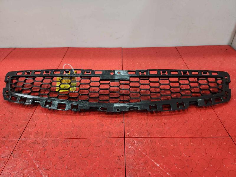 2013 Chevrolet Malibu Grille
