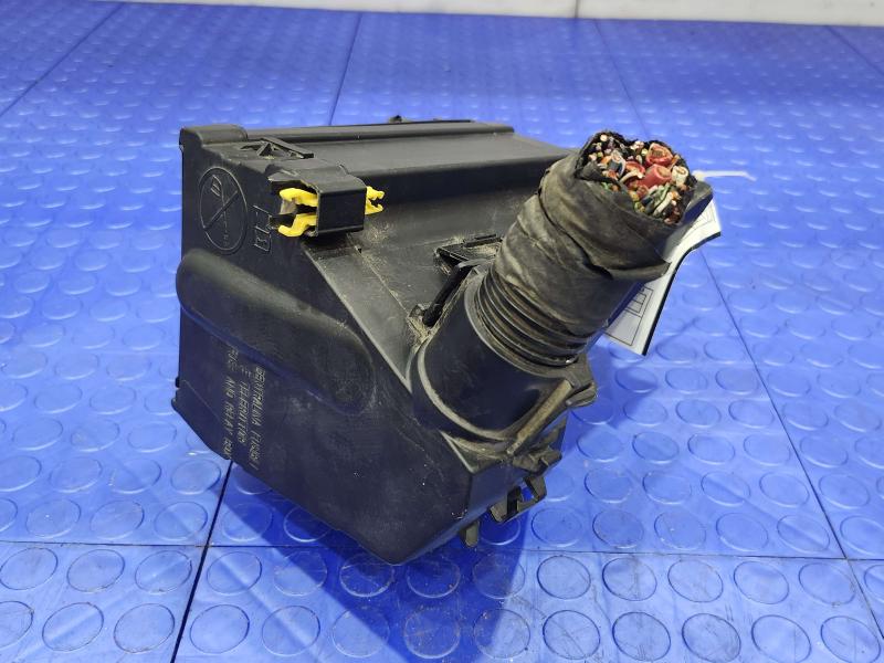 2020 Jeep Renegade Engine Fuse Box