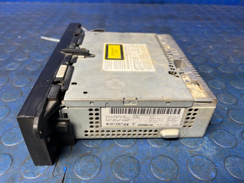 2004 Porsche Cayenne Audio & Visual Equip.(Radio)