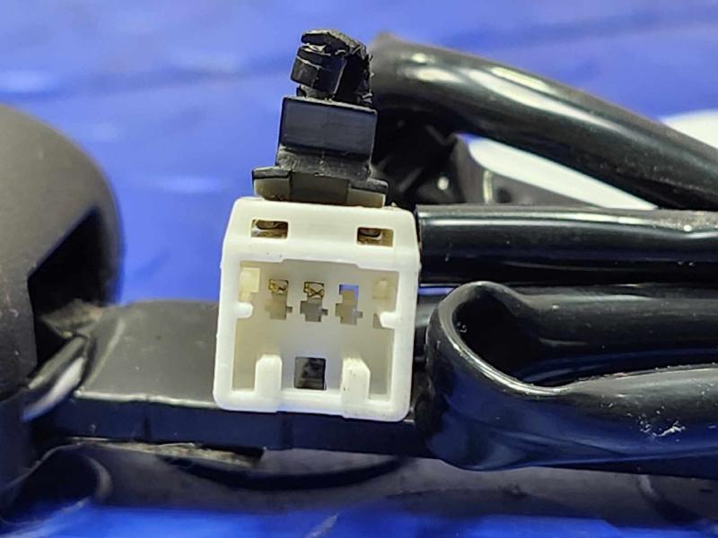 2015 Nissan Leaf Front Seat Belt