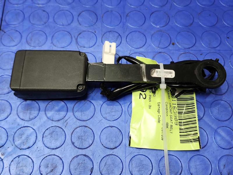2015 Nissan Leaf Front Seat Belt