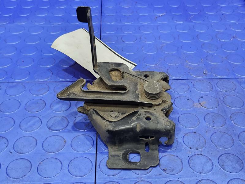 2005 - 2009 Ford Mustang Hood Latch Lock Assembly Genuine OEM 6W6Z16700A