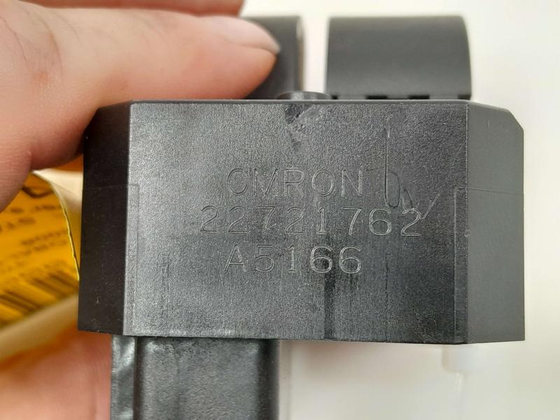 2006 Chevrolet Cobalt Door Switch Front