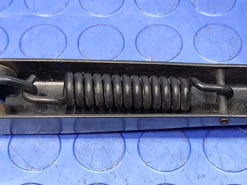 2010 Toyota Prius Wiper Arm