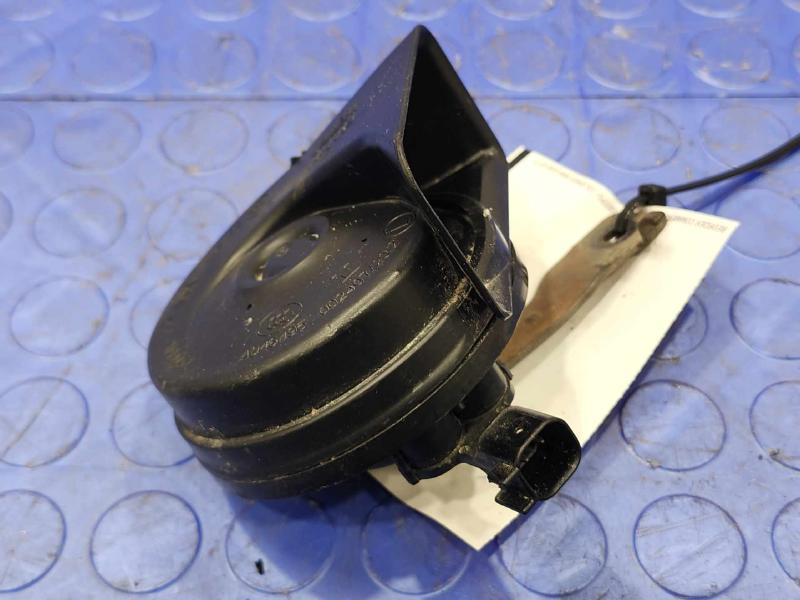 2017-2025 Cadillac XT5 Low Note Horn Assembly Genuine OEM 23290937