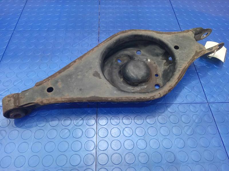 2015 Ford Taurus Lower Control Arm Rr