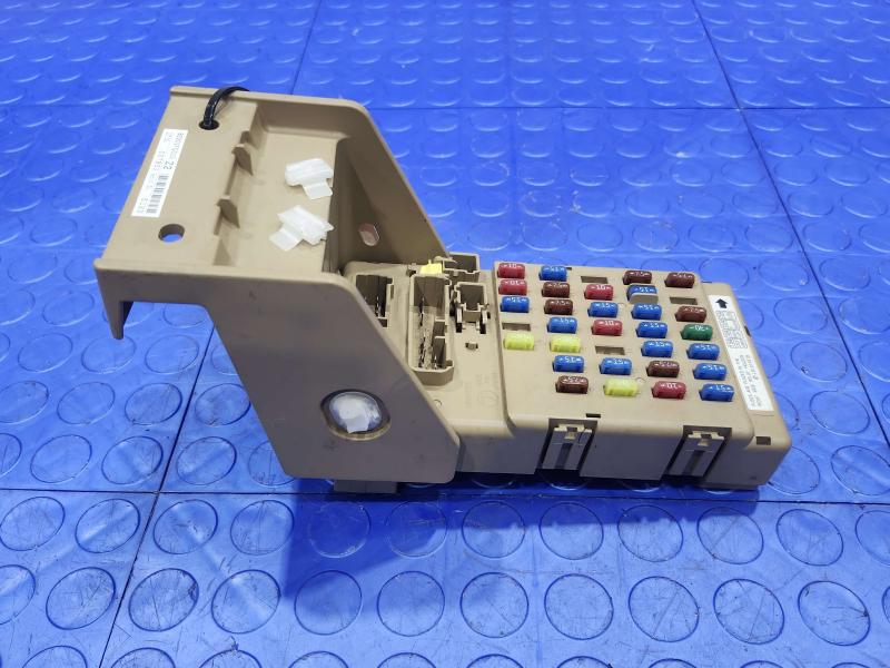 2009-2013 Subaru Forester Cabin Fuse Box Juntion Block Genuine OEM 82201FG010