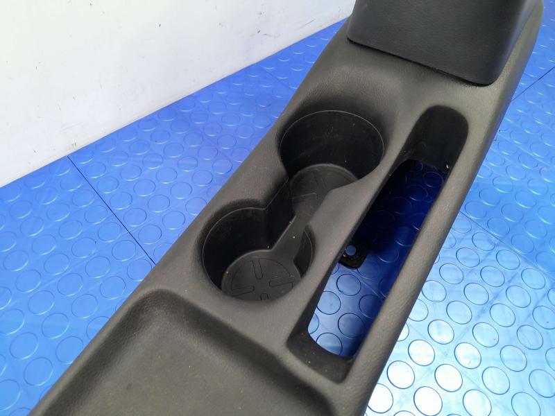 2021 Nissan Versa Front Console