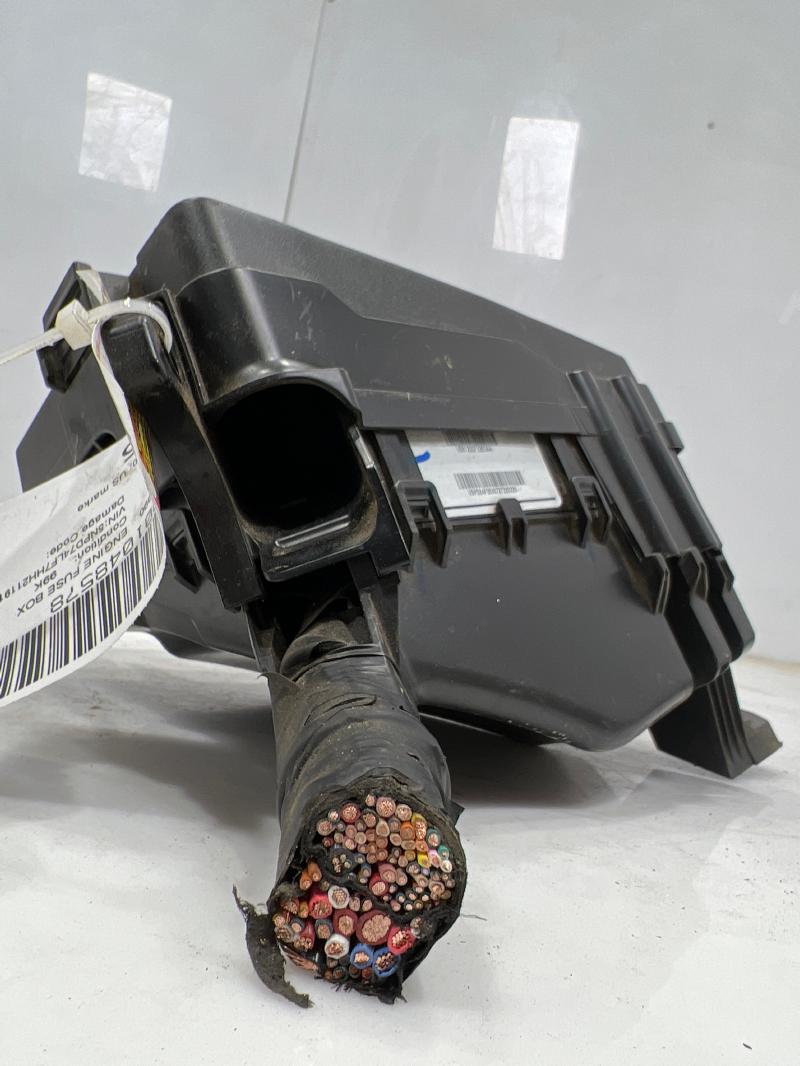 2017 Hyundai Elantra Engine Fuse Box