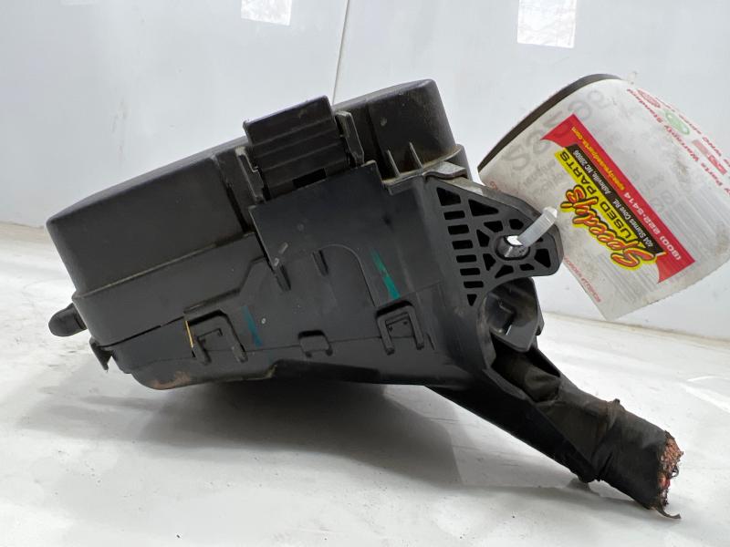 2017 Hyundai Elantra Engine Fuse Box