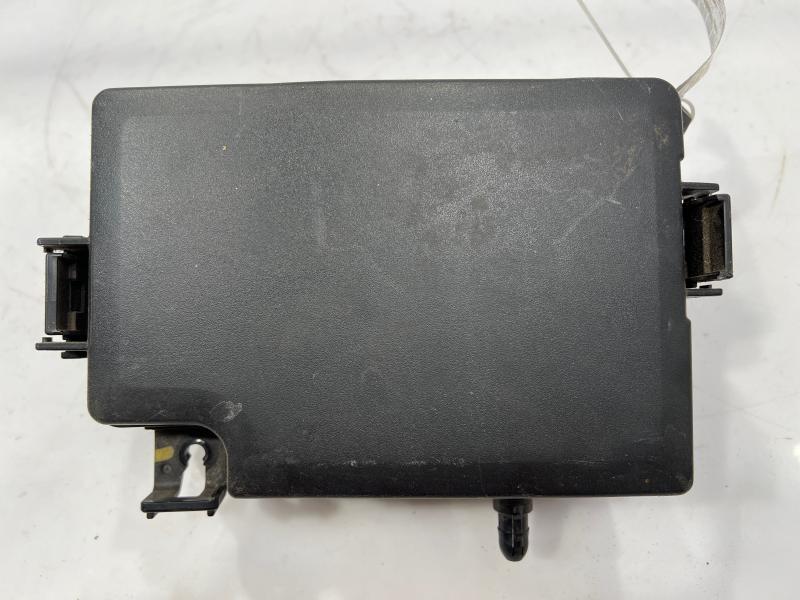 2017 Hyundai Elantra Engine Fuse Box