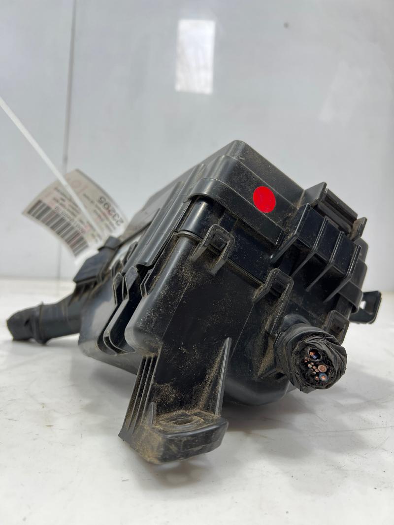 2017 Hyundai Elantra Engine Fuse Box