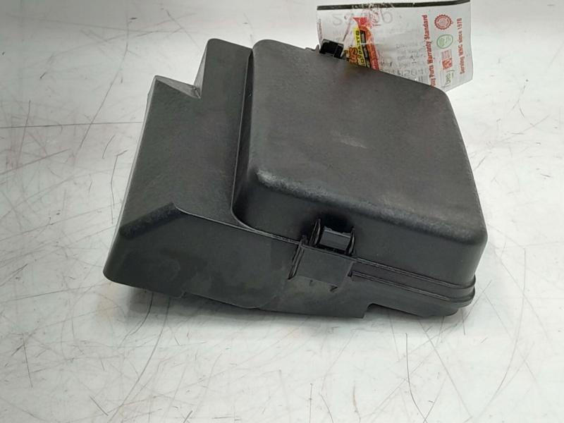 2012 Genesis Genesis Engine Fuse Box