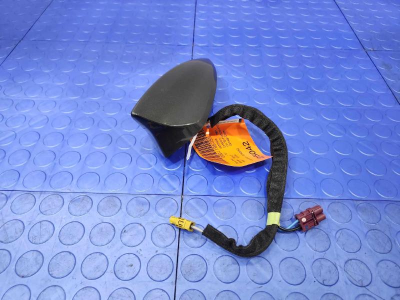 2019 Chevrolet Bolt Antenna