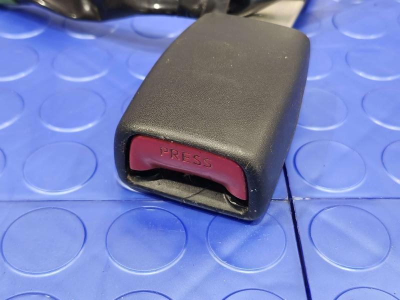 2008 Lexus LS 460 Front Seat Belt