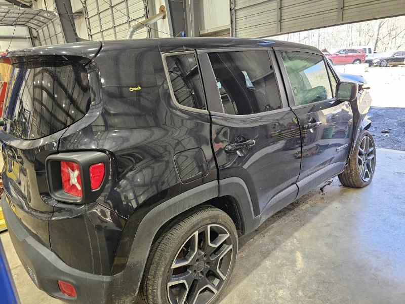 2021 Jeep Renegade Center Pillar