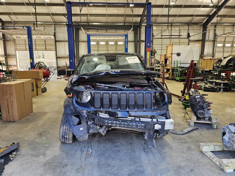 2021 Jeep Renegade Center Pillar
