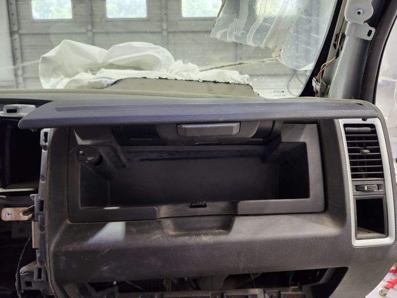 2010 Dodge Ram 1500 Glove Box